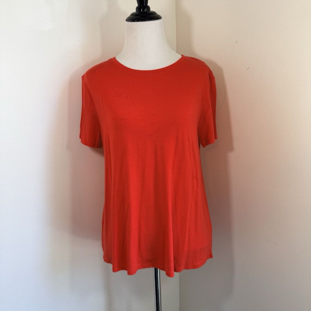 TAHARI T-Shirt Women M Red Short Sleeve Round Neck Tencel Stretch Colorful